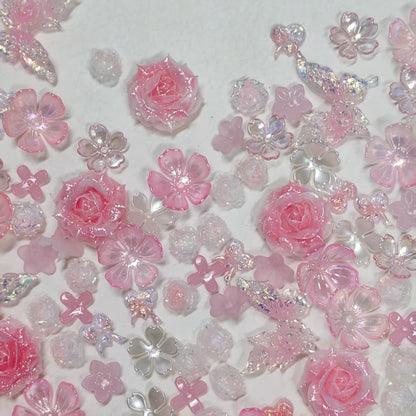 ✨【NEW|B1G1】Rose Whisper | Resin & Acrylic Mixed Flower Set, Assorted Un‑Drilled Floral Charms for DIY Jewelry Making