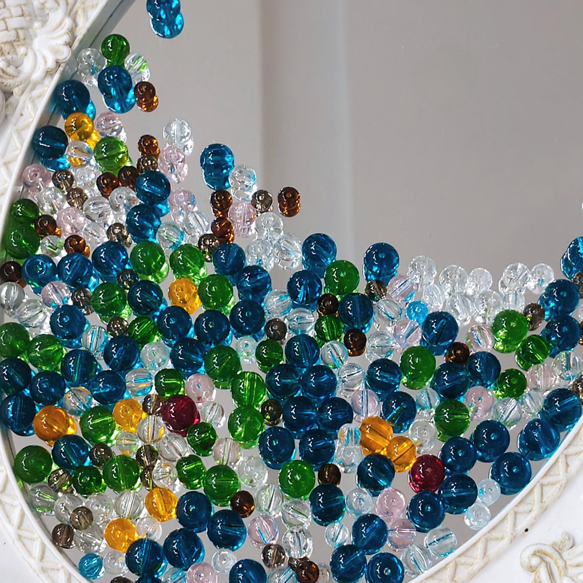 【NEW|B5G1】Aesthetic Mixed Glass Beads Collection | Buy 5 Packs Get 1 Free, 250g Per Pack, New Colors Updated Regularly